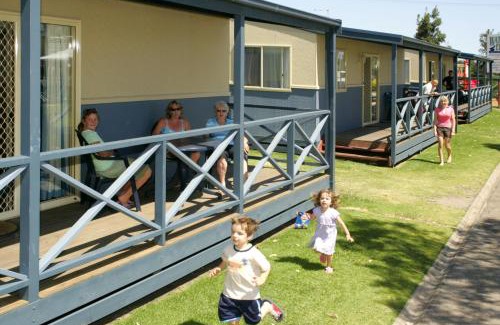 Lakes Entrance Resort | Waters Edge Holiday Park