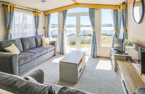 Cardigan Resort | Waters Edge Leisure Park