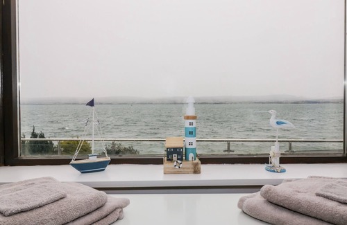 Stranraer Cottage | WATERS EDGE, pet friendly, character holiday cottage in Stranraer
