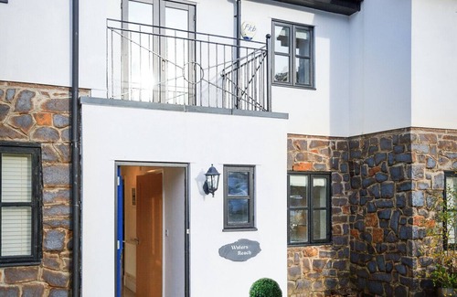 Abersoch House | Waters Reach - Four Bedroom House, Sleeps 9