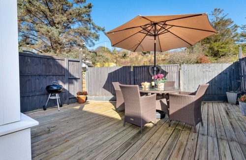 Abersoch House | Waters Reach - Four Bedroom House, Sleeps 9