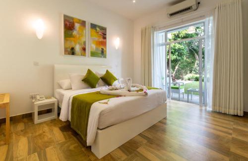 Kandy Hotel | Waters Spring