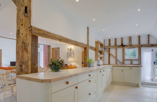 Abbess Roding House | Watersheet Farm Barn