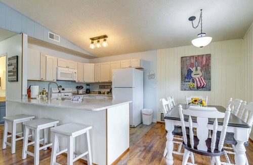 Bean Station House | Waterside Cherokee Lake Home w/ Private Dock!