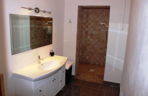 Cashel Cottage | Waterside Cottage