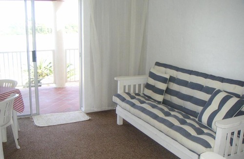 Aston Bay Apartment | Waterside Living DB03