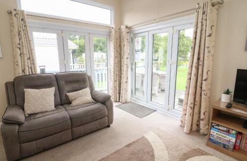 South Lakeland Leisure Village House | Waterside Lodge