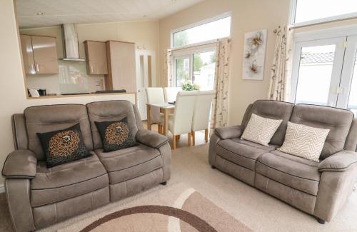 South Lakeland Leisure Village House | Waterside Lodge