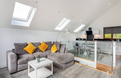 Rastrick Cottage | Waterside Lodge Six - UK38264