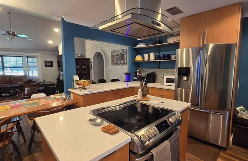 Wright House | Waterside- Spacious home, Dock, Bunks -Sleeps 13