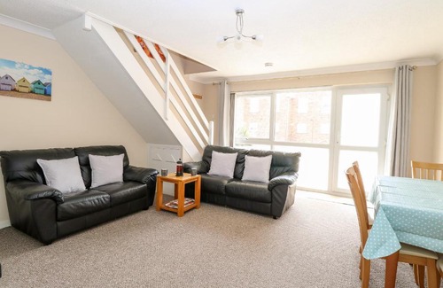 Corton House | Waterside Villa