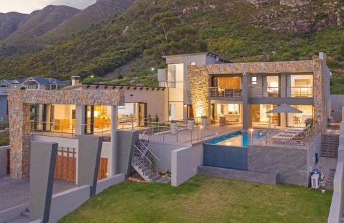 Chanteclair Villa | Waterstone Villa