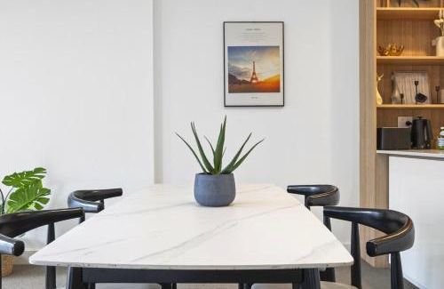 Wentworth Point Apartment | Waterview Apt at Wentworth Point