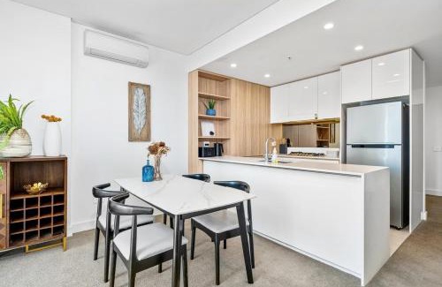 Wentworth Point Apartment | Waterview Apt at Wentworth Point