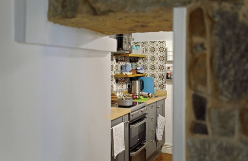 Hepworth Cottage | Waterview Cottage - a peaceful riverside location
