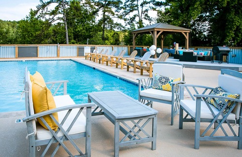 Steele Creek House | Waterview Family Style Two Bedroom Cabin #7 at Long Cove Resort by Redawning
