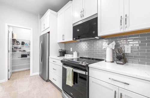Lutz House | Waterview Luxury Retreat – Spacious Home in Resort Community w/Onsite Pool!