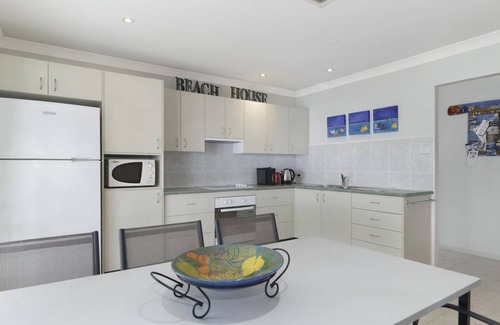 Blackwall House | Waterview Retreat @ Blackwall