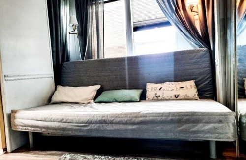 Sherkston Cottage | Waterviews at Sherkston. Sleeps 8, Golfcart included