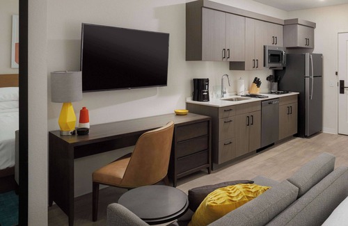 Secret Cove Hotel | WaterWalk Extended Stay by Wyndham Jacksonville Deerwood Pk