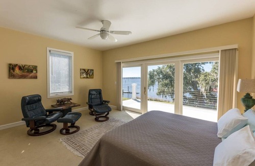West Ashley Bed & Breakfast | Waterway BnB Charleston Romantic Getaway Water View