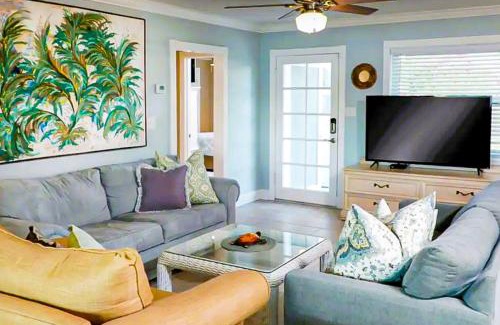 Port Charlotte House | Waterway Haven