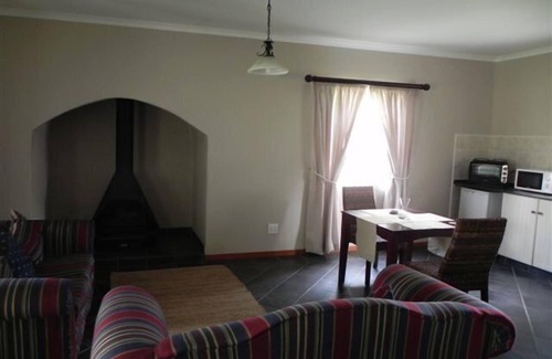 Fort Nottingham Cottage | Waterwoods Cottages