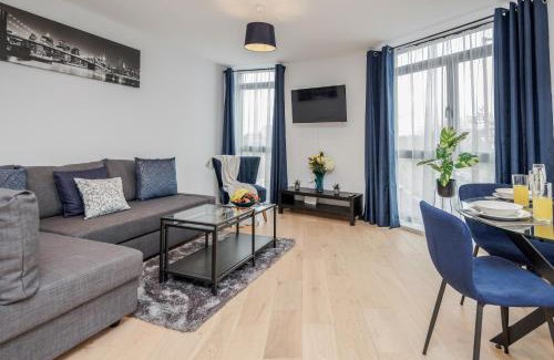 Watford Apartment | Watford Cassio Deluxe - Modernview Serviced Accommodation