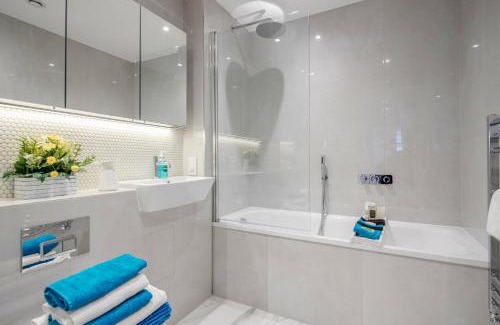 Watford Apartment | Watford Cassio Deluxe - Modernview Serviced Accommodation