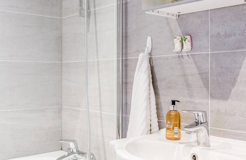 Watford Apartment | Watford Central Serviced Apartments - F3