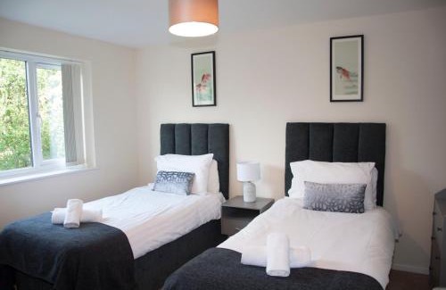 Watford Apartment | Watford Gemini - Thanet House, Nr Watford Metropolitan, M1,M25