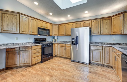Rib Mountain House | Wausau Home w/Deck Near Rib Mountain State Park!