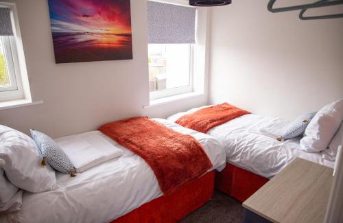 Thornton-Cleveleys Apartment | Wave Stays - First Floor Apartment