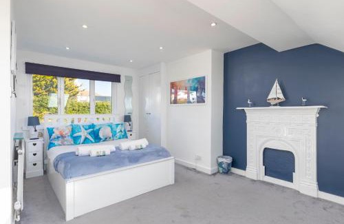 Brighton House | Wave Watcher- 4 Bed Sea View Home
