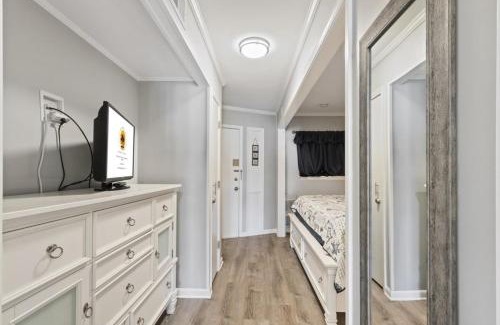 Folly Field Apartment | Wave Watcher - HHBT Resort A218 condo