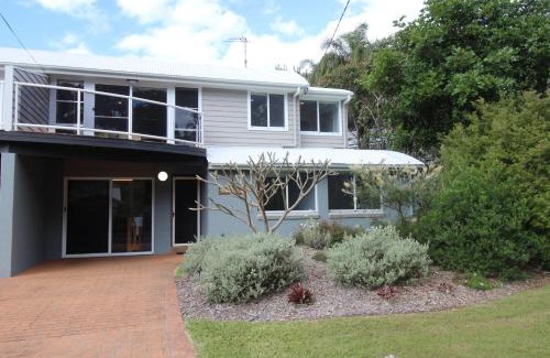 Boomerang Beach House | Waverider 1