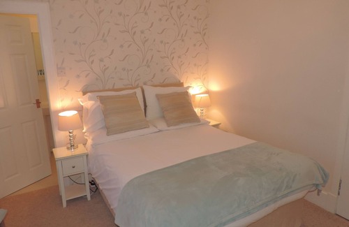 Nairn Bed & Breakfast | Waverley Hotel