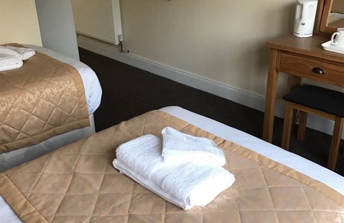 Dingwall House | Waverley Inn