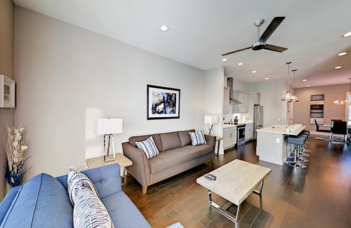 Historic Waverly House | Waverly Cottage