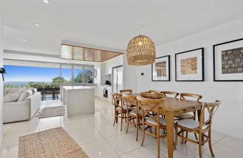 Point Lookout Apartment | Waves 11 - Beachfront - Sleeps 8