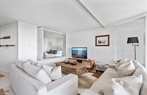 Point Lookout Apartment | Waves 11 - Beachfront - Sleeps 8