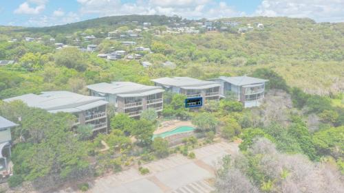 Point Lookout Apartment | Waves 12 - Beachfront & Pool