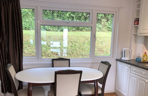 Pembroke Ski Chalet | Waves Chalet, holiday home