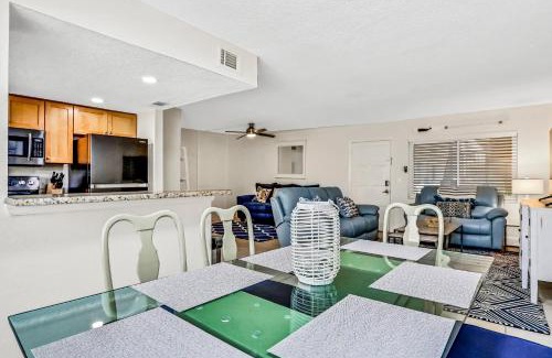 St. Pete Beach Apartment | Waves Unit 2