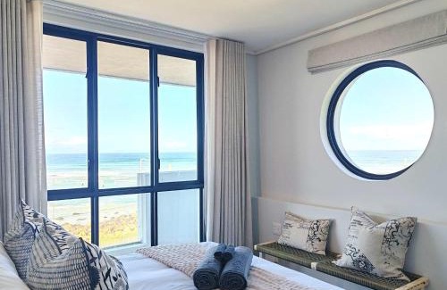 Redhill Apartment | Wavescape Hang Ten Stay