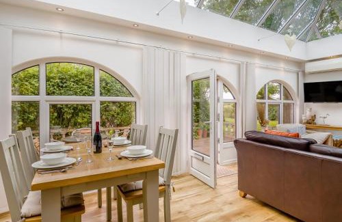 Holme House | Waxwings