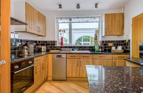 Holme House | Waxwings - Two Bedroom House, Sleeps 4