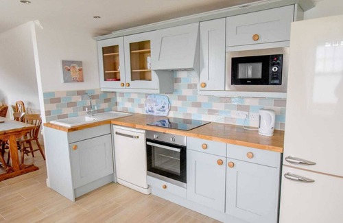 Broadstairs Apartment | WAYFARERS REST Amazing sea view! Private estate on seafront.