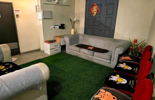 Downtown George Town House | Wayton Cottage