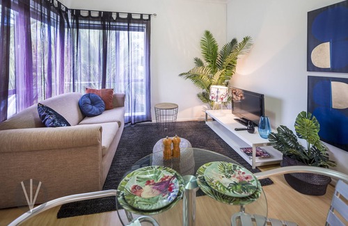 Wayville Apartment | Wayville Boutique Apartment- Botanical